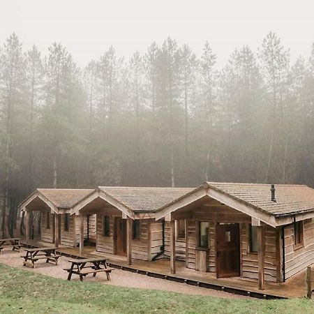 Wyldwood Lodge Чедл Экстерьер фото