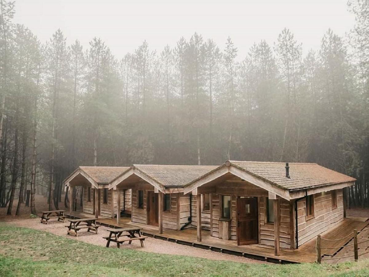 Wyldwood Lodge Чедл Экстерьер фото